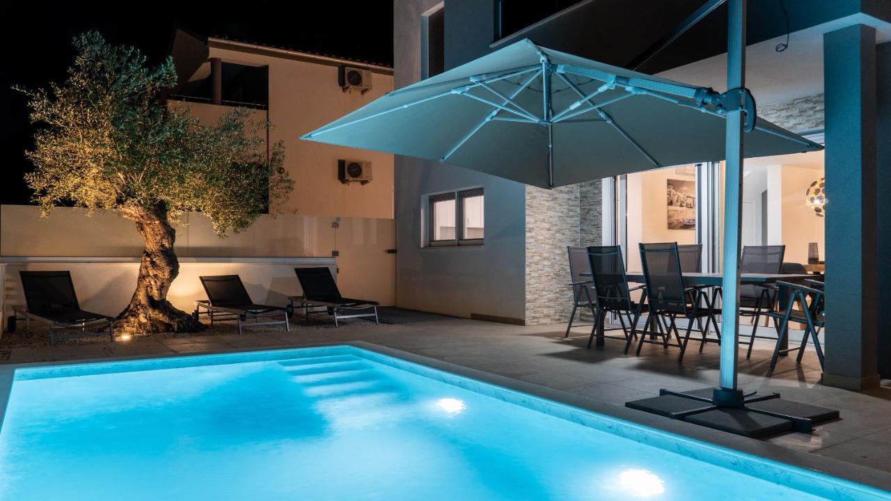 Villa Dea - Dein Rueckzugsort Am Meer Mit Beheiztem Pool Vrsi Exteriér fotografie