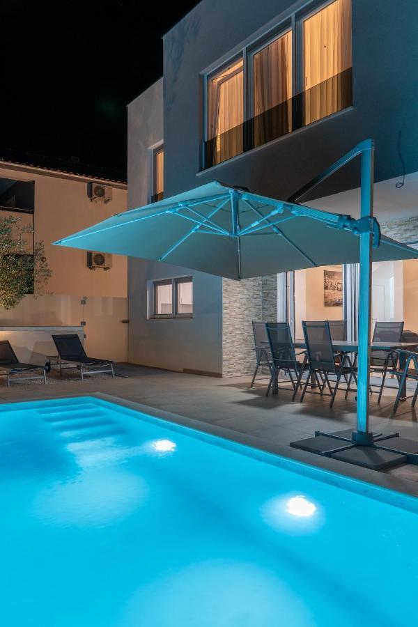 Villa Dea - Dein Rueckzugsort Am Meer Mit Beheiztem Pool Vrsi Exteriér fotografie